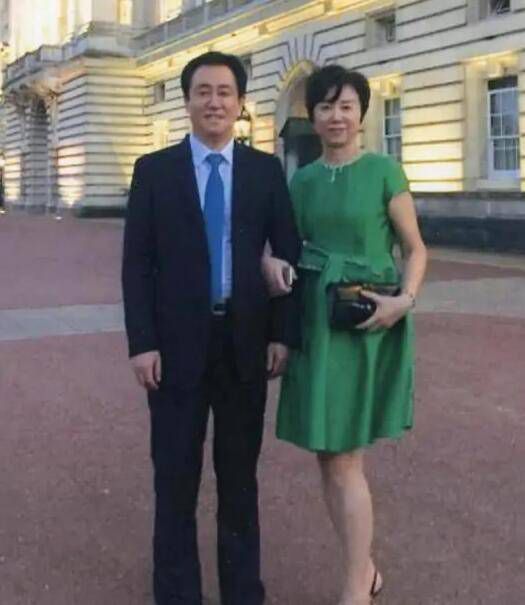 《姜子牙》《一点就到家》分别位列榜单第二位、第三位，票房走势稳健。